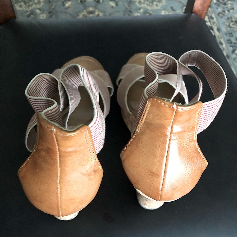𝐀𝐫𝐢𝐳𝗼𝐧𝐚 𝐉𝐞𝐚𝐧 𝐂𝗼. Wedges - Picture 11 of 16
